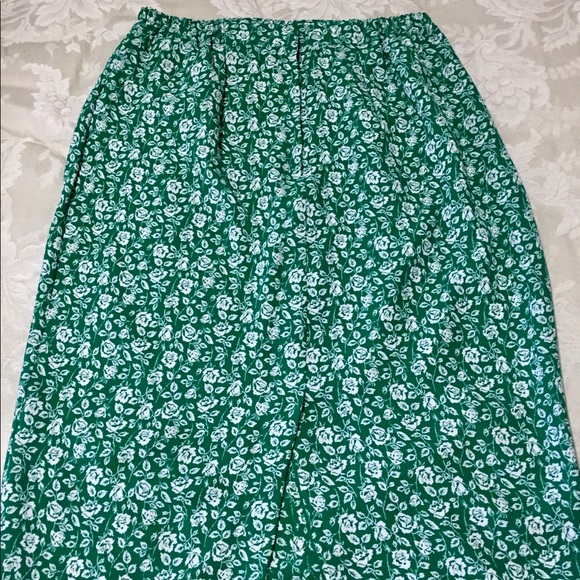 👓Matching springtime blouse & skirt - Picture 3 of 4